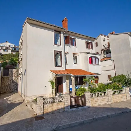 Appartamento With A Parking Space Losinj, Losinj - 23160