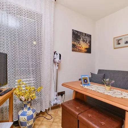 With A Parking Space Losinj, Losinj - 23160 Mali Losinj