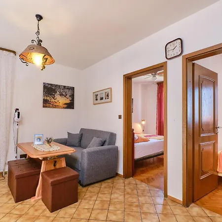With A Parking Space Losinj, Losinj - 23160 Apartamento *