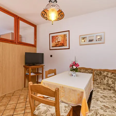 Apartamento With A Parking Space Losinj, Losinj - 23160 Mali Lošinj