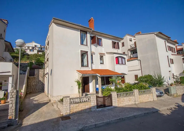 Appartement With A Parking Space Losinj, Losinj - 23160